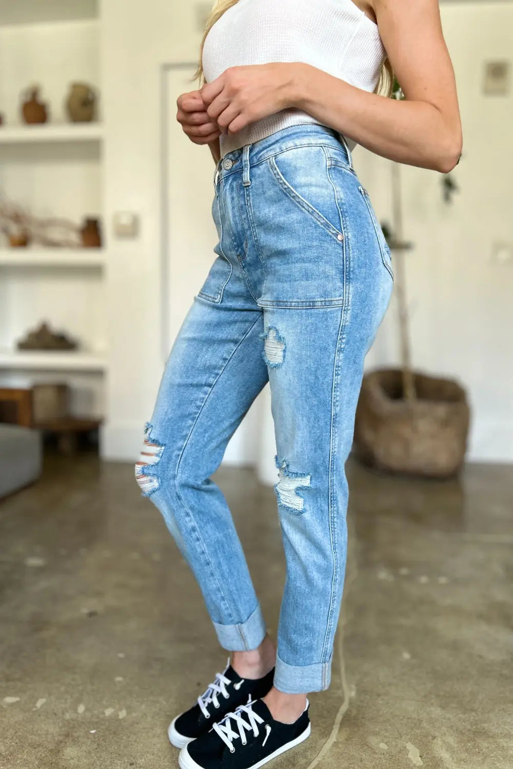 Judy Blue Full Size Distressed Straight Jeans with Patch Pockets - Aria Bouquet