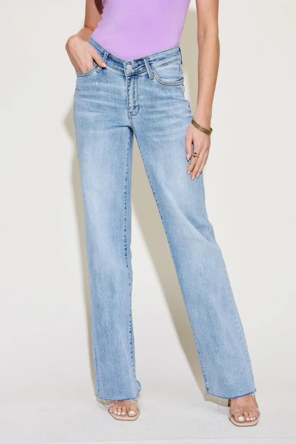 Judy Blue Full Size V Front Waistband Straight Jeans - Aria Bouquet