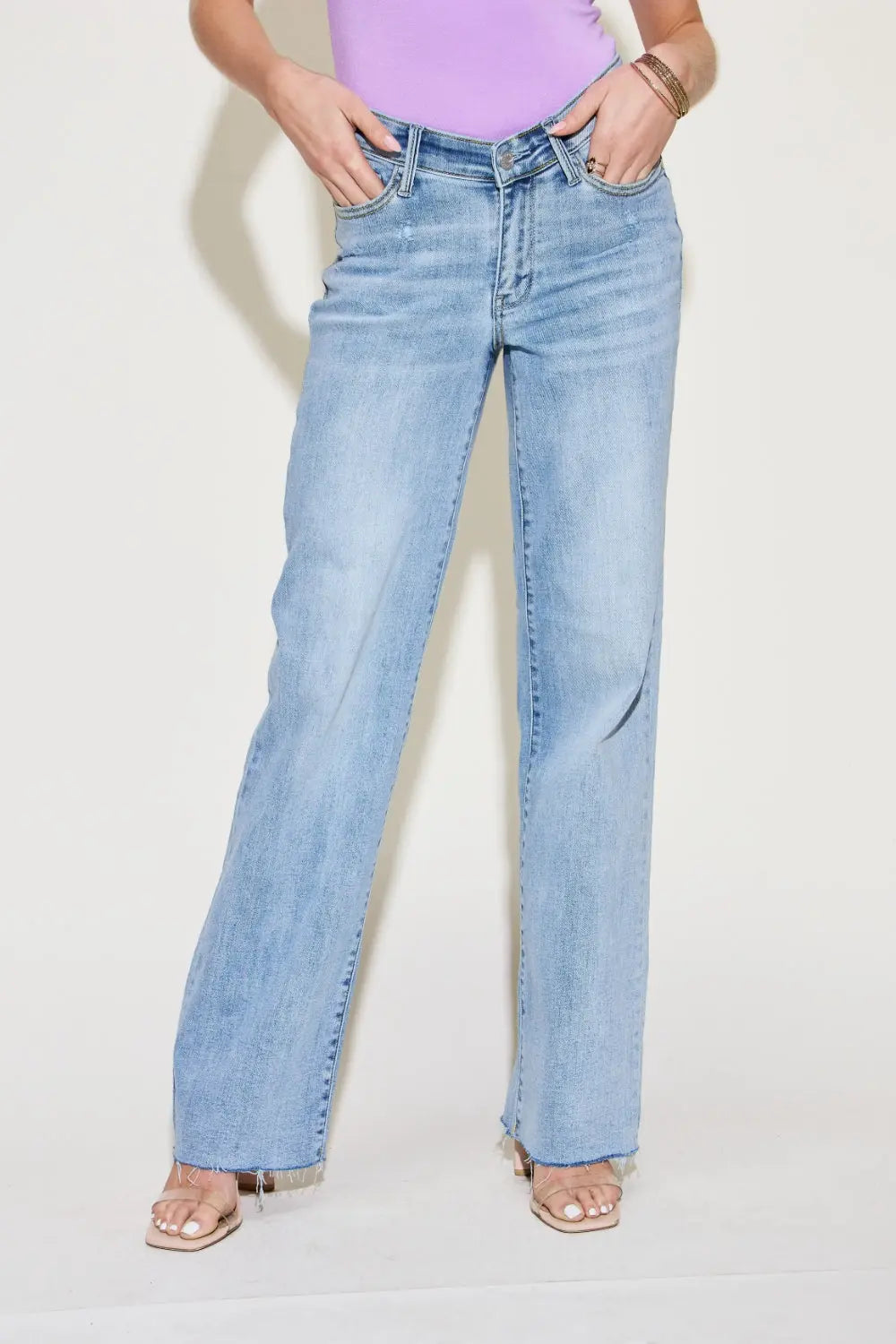 Judy Blue Full Size V Front Waistband Straight Jeans - Aria Bouquet